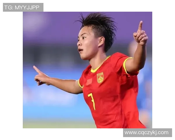 王霜：中国女足的核心球员与亚洲女足球星的崛起之路